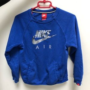 blue long sleeves sweater